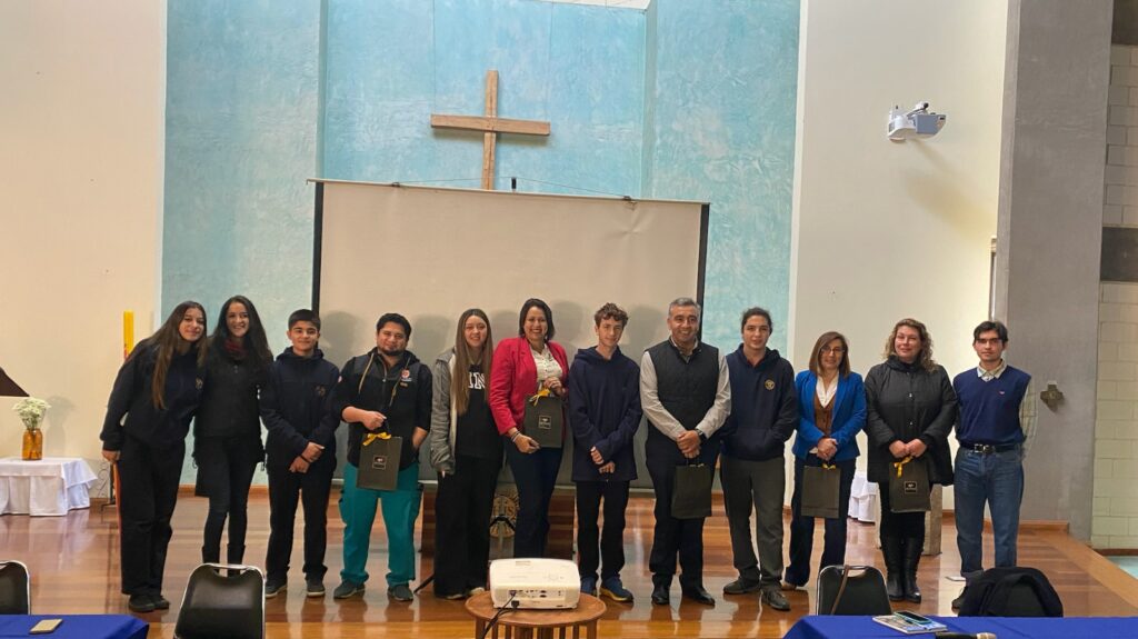 Cristina Gatica - Abogada, Gonzalo Castillo – Ingeniero/Constructor Civil, Inti Bravo – Actriz, Jessica Suarez - Psicóloga, Sergio González – Médico Cirujano y Sindy Devis – Científica y Química.